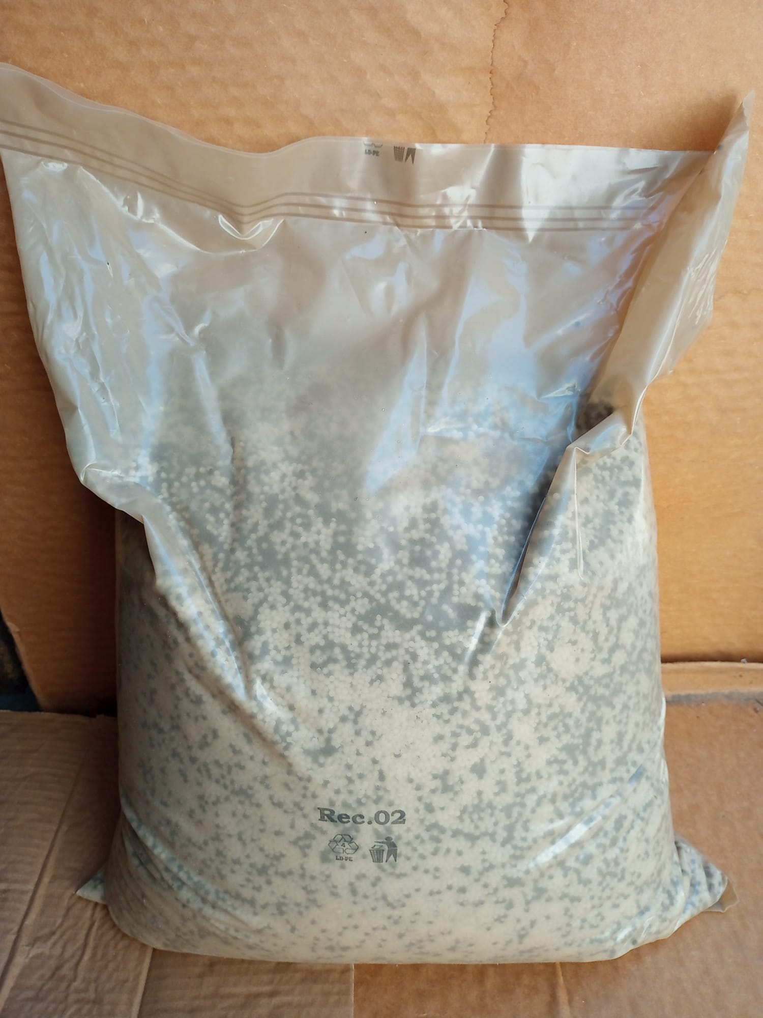 RAC20 granulát do úmývačiek kolies 20kg