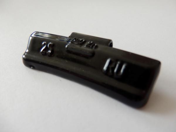 RU9-25 Vyvažovacie závažie 25g čierne