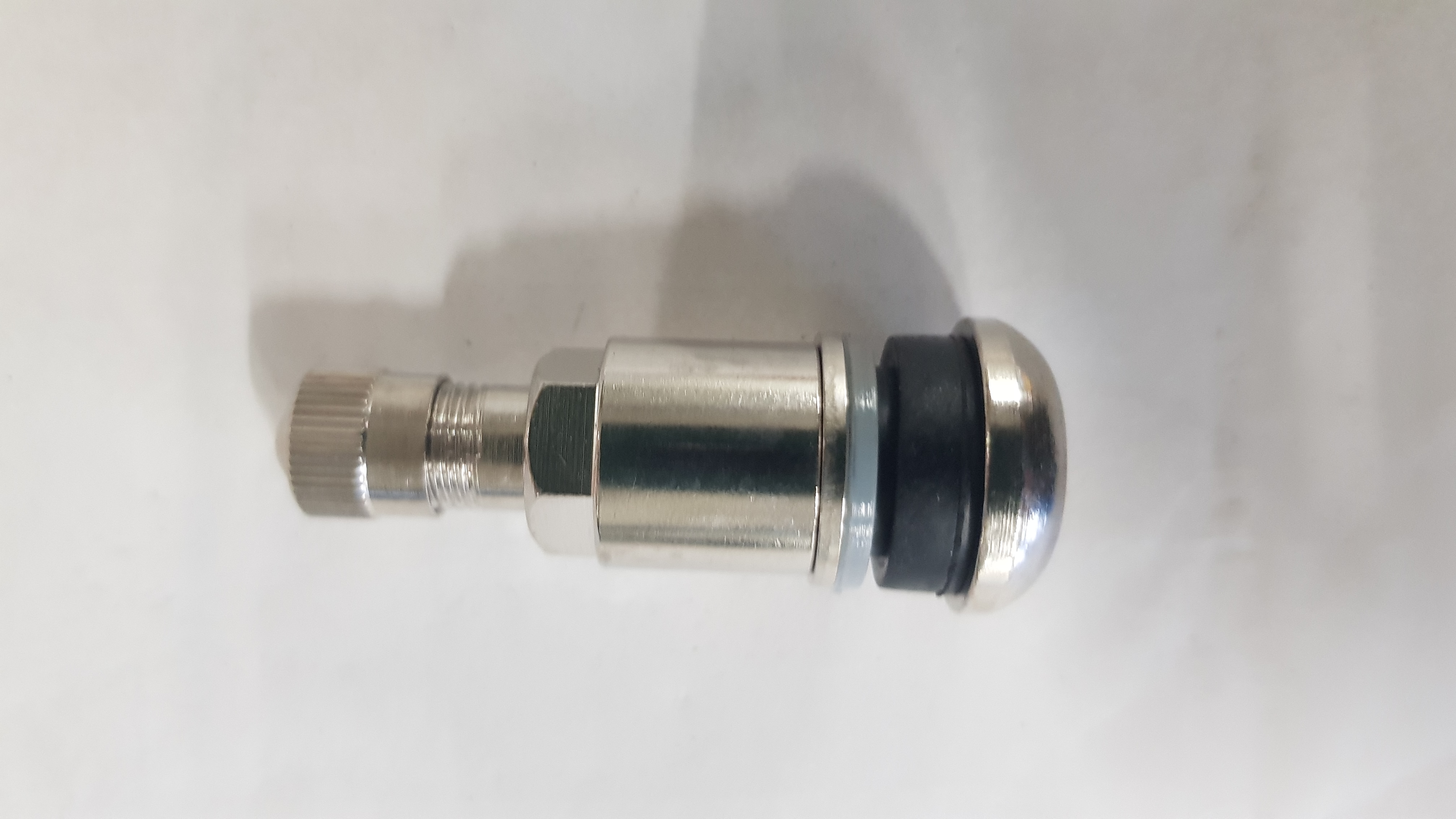 TR525CH Ventil bezdušový chrómový