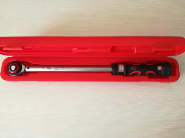 TWW200N 1/2" momentový kľúč AOK 40-210Nm